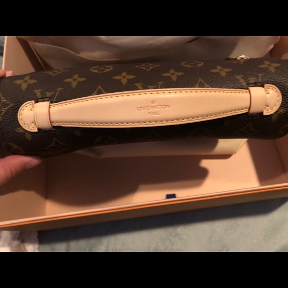✨New Gorgeous LV Pochette Metis ✨ - Picture 4 of 8